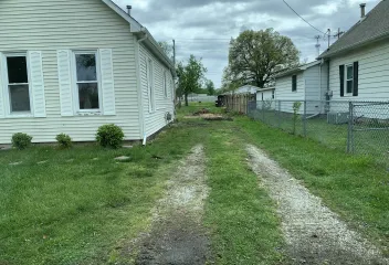 house and lawn before pic